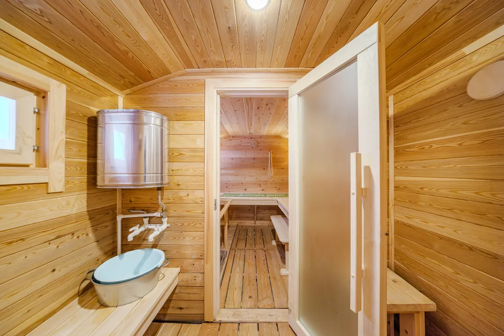 Коттедж Загородный дом с кедровой баней — Светлое