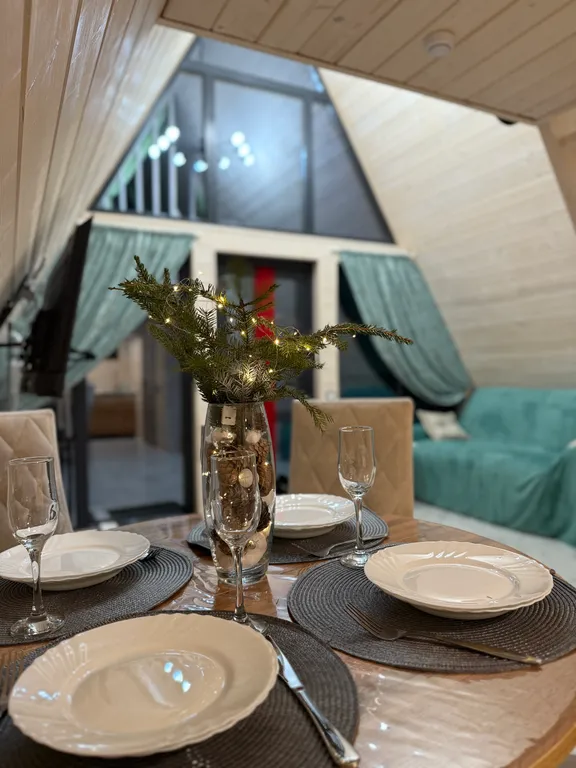 Уютный дом рядом с лесом и речкой