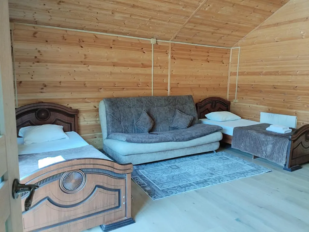 Домик в центре Архыза с видом на горы