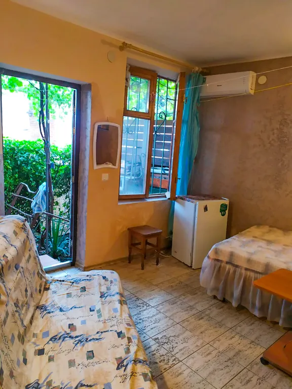 Коттедж Дом с двориком — аренда посуточно в Симеиз