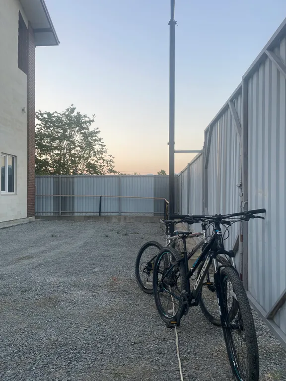 Уютный дом с баней, чаном и видом на горы