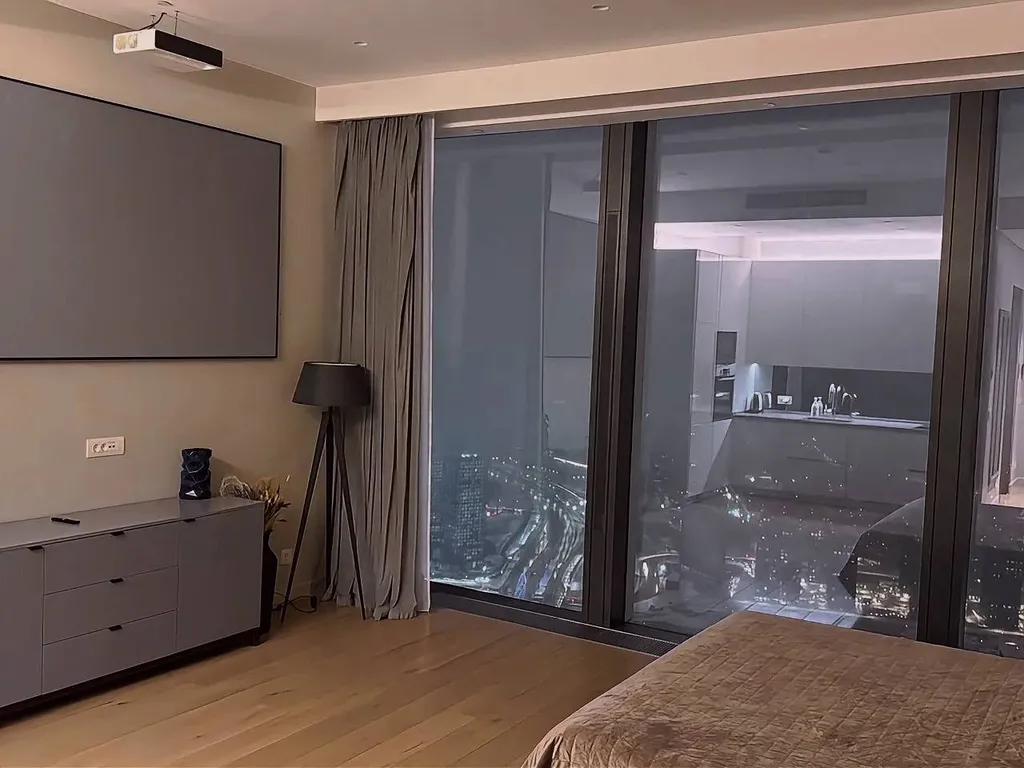 Апартаменты Neva Sadr с видом на город