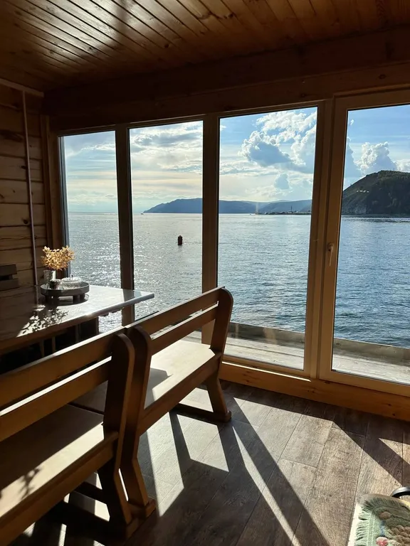 Коттедж Дом с видом на Байкал и Ангару — аренда посуточно в Листвянка (Байкал)