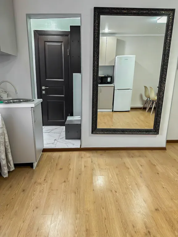 Домик с двором и парковкой для семей, командированных гостей и пар