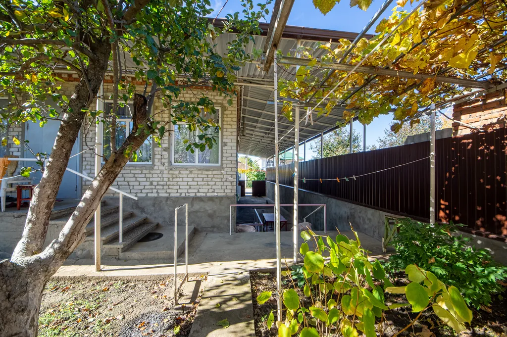 Коттедж Дом для семьи, большой компании в районе санатория Москва, Джинал — Кисловодск