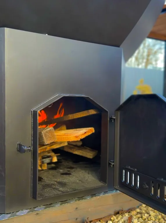 Уютный Афрейм с благоустроенной территорией