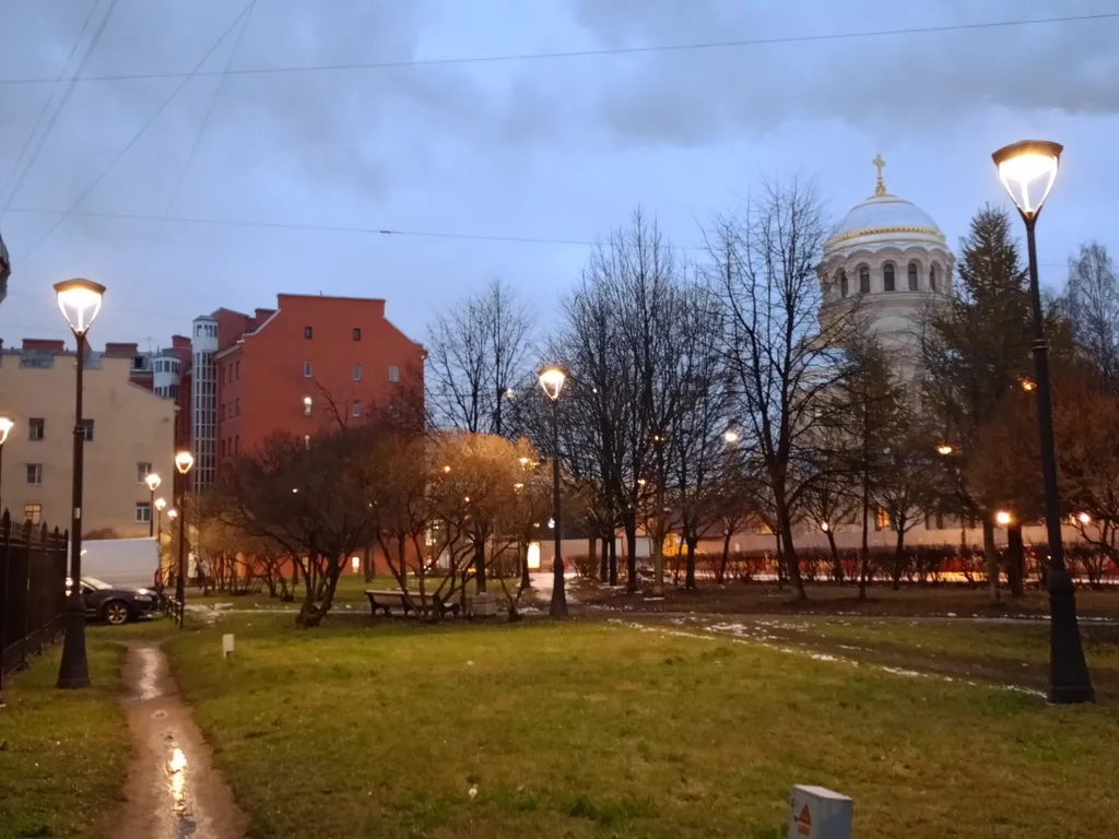 Апарт в 350 метрах от метро