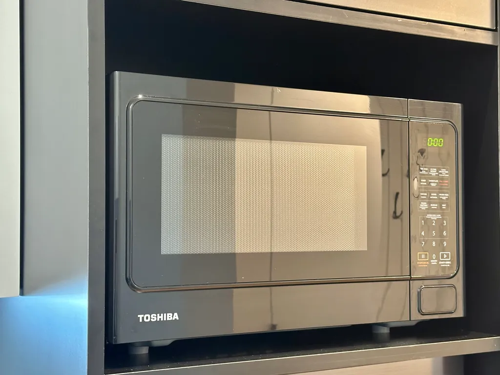 Уютная квартира с бассейном и панорамным видом на море горы и парк