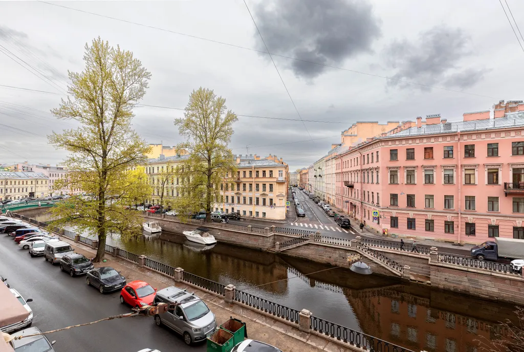 Квартира 5-комнатная Квартира — Санкт-Петербург