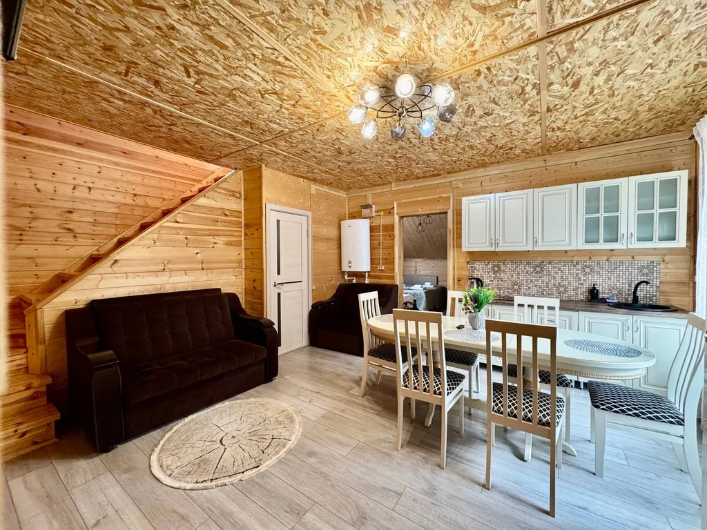 Коттедж 7 с двумя спальнями — аренда посуточно в Архыз