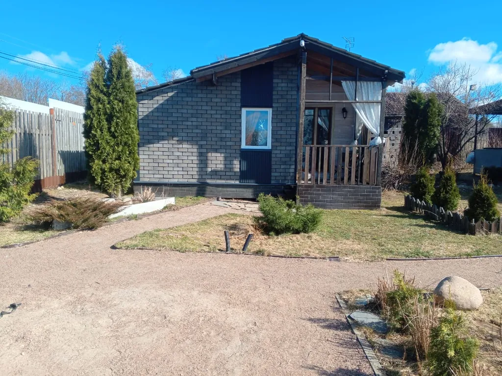 Уютный зимний дом со всеми удобствами рядом с лесом