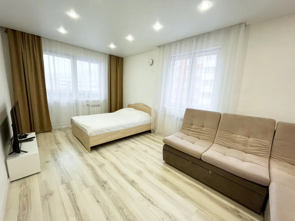 Новая большая двухкомнатная квартира в самом сердце столицы — аренда посуточно в Улан-Удэ