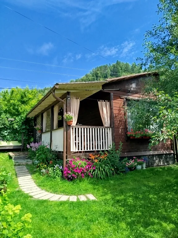 Домик в саду