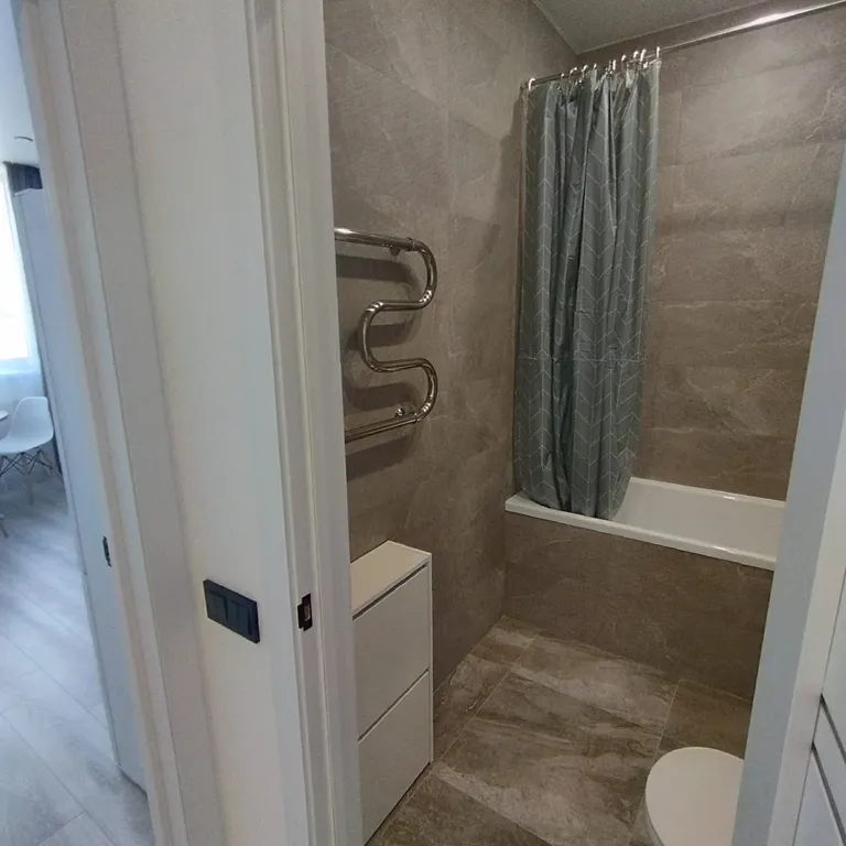 Стильная квартира рядом с парком, бассейном и спа для вашего комфорта