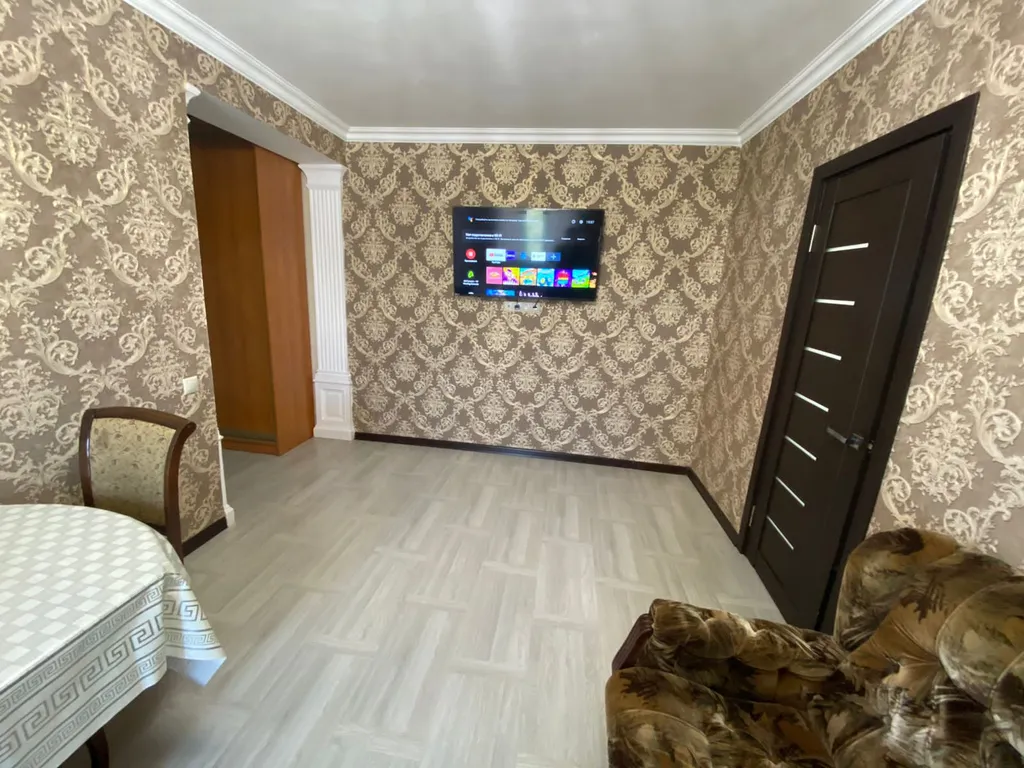 Уютная с видом на горы квартира в центре города