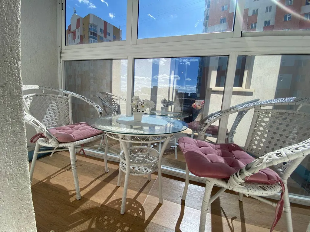 Квартира возле Перенатального центра , обл. Больницы,  Ледовой Арены .