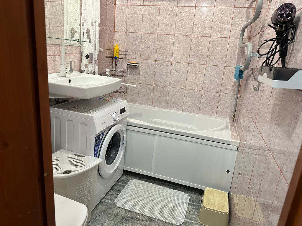 Квартира 3-комнатная Квартира — Кировск