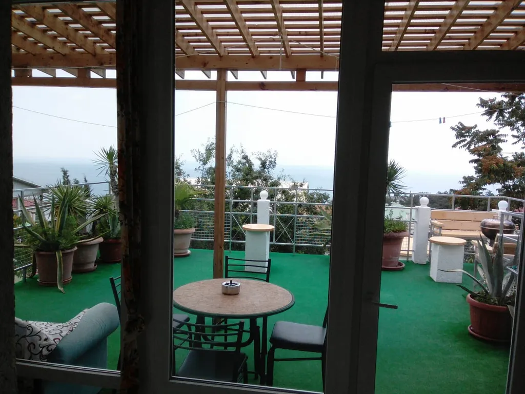 3-уровневый дом с видом на море