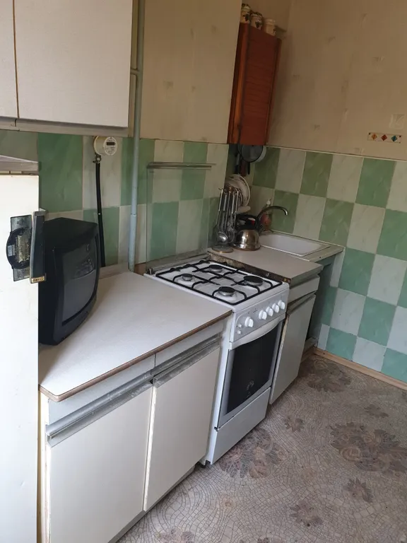 Квартира у метро заречная