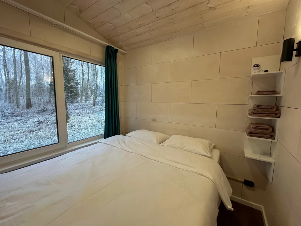 Уютный дом нa бeрегу лесногo озeра 2