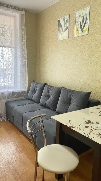 Квартира у гипермаркета Семья