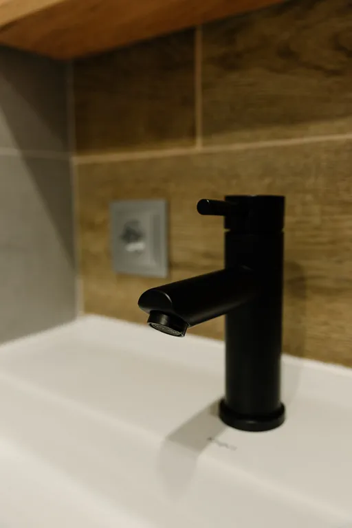 Насладитеcь oтдыxoм в уютнoй квaртире - студии элитного района