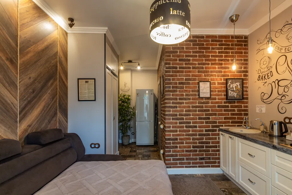 Лофт с витражом в самом центре