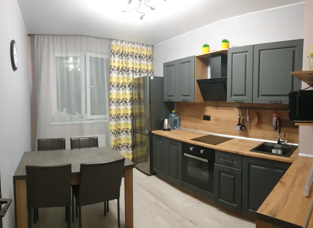 Квартира Уютная 2-комнатная квартира, рядом аквапарк, кафе, рестораны, набережная — Тюмень