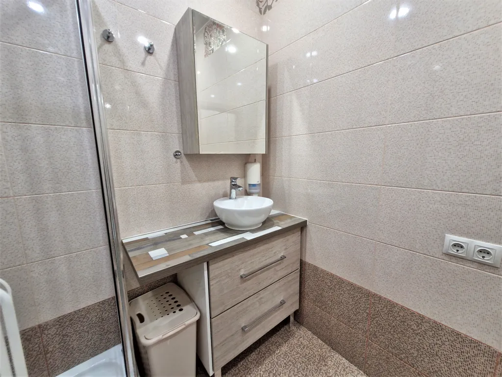 Двухкомнатные апартаменты с тремя кроватями