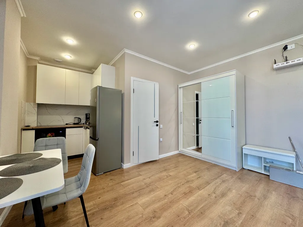 Апартаменты с боковым видом на море