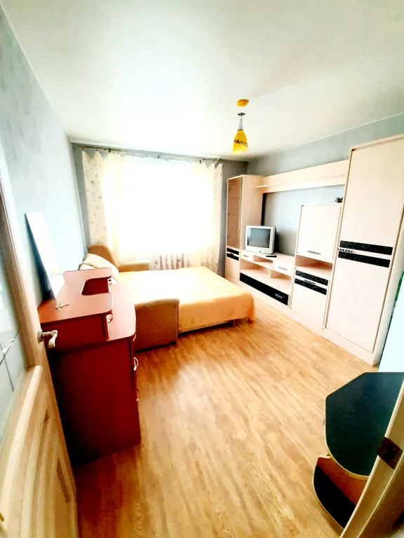 Гостинка (квартира-студия), рядом с Аэропортом — аренда посуточно в Артём