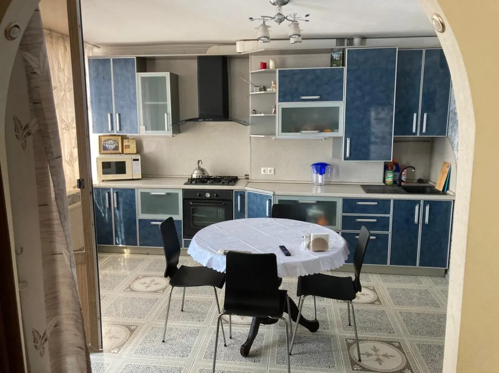 3-комнатная Квартира — аренда посуточно в Анапа