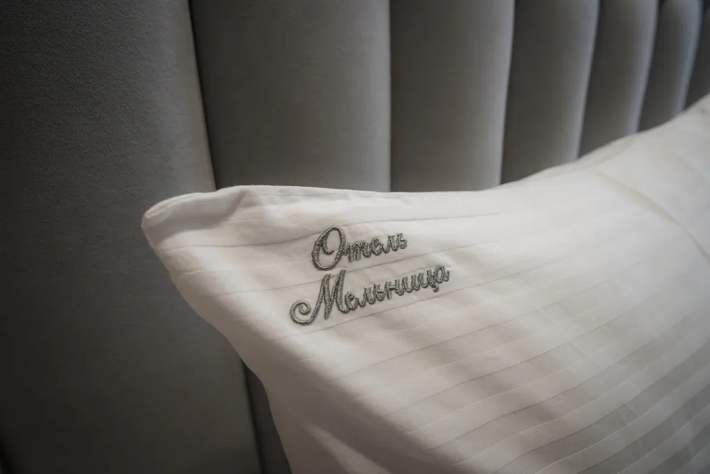 Семейный номер с видом на горы