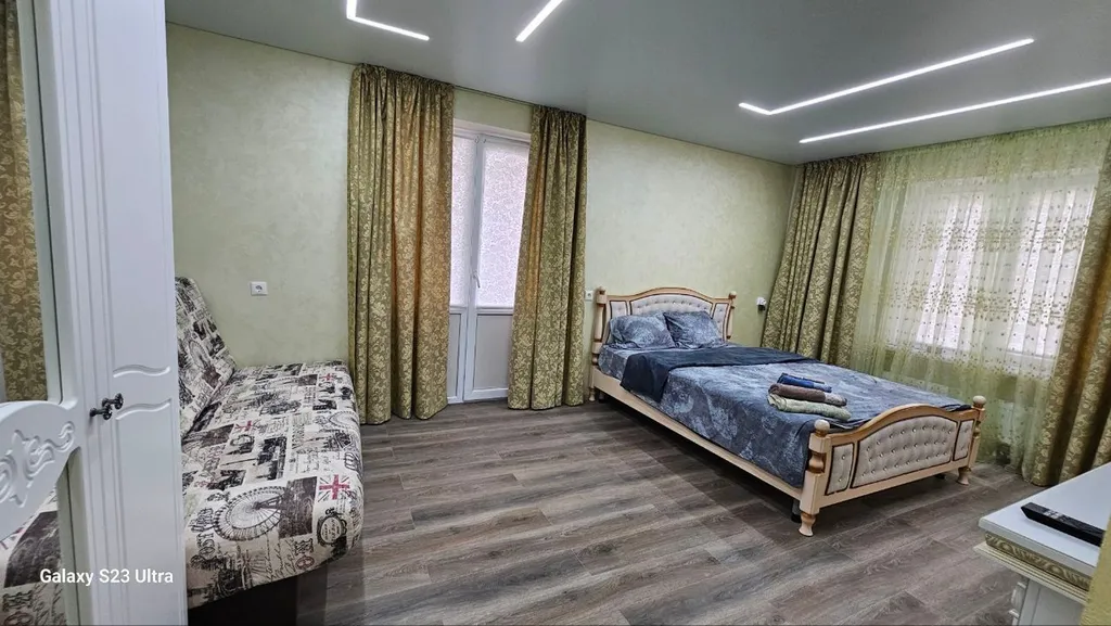 Квартира Красивая квартира с дизайнерским ремонтом — Луганск
