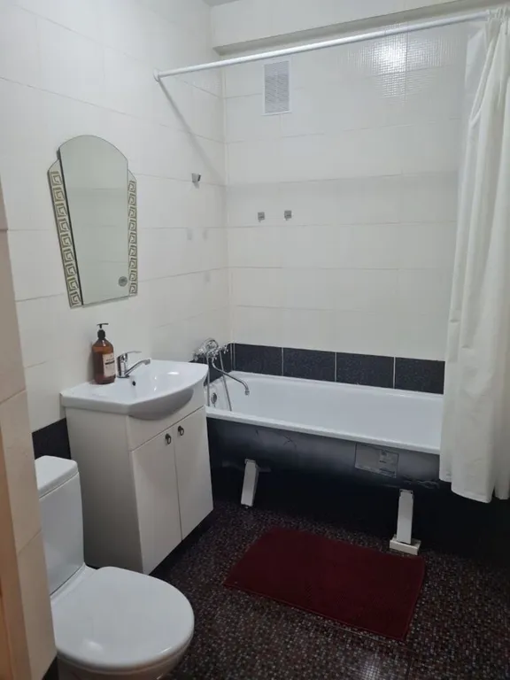 Квартира на улице Парижской Коммуны 1И