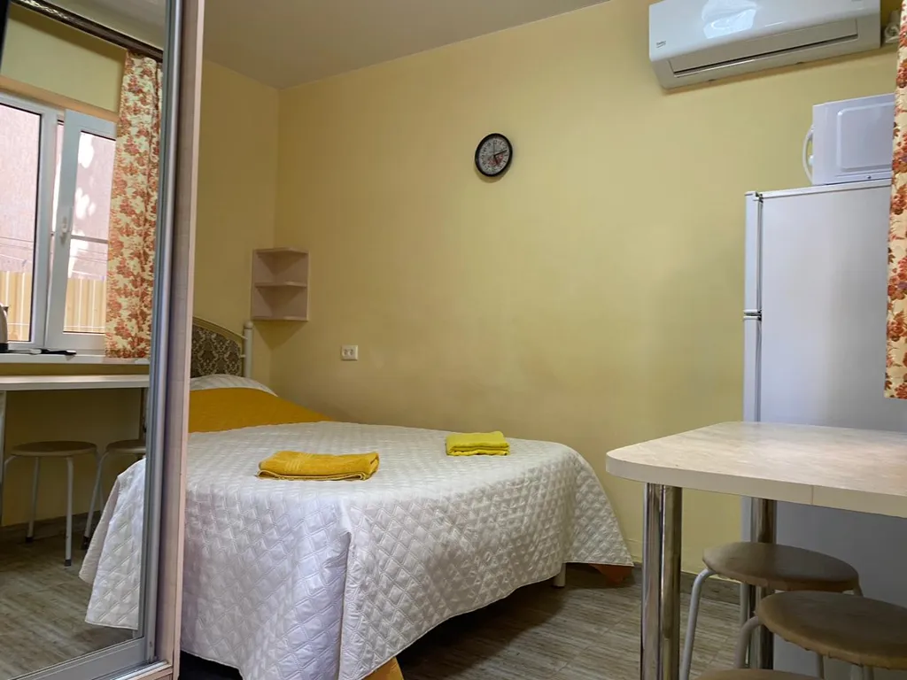 Квартира Номер 17м2 с кухней и санузлом — аренда посуточно в Небуг