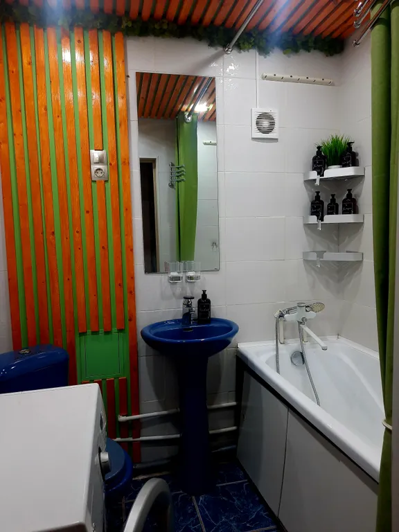 Квартира у сквера