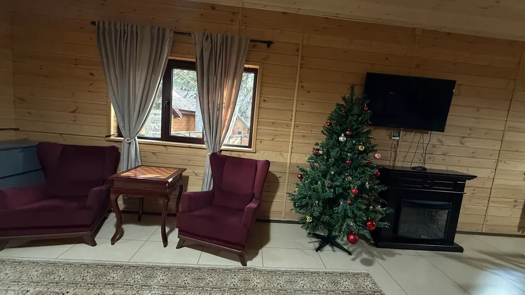 6-комнатный Дом