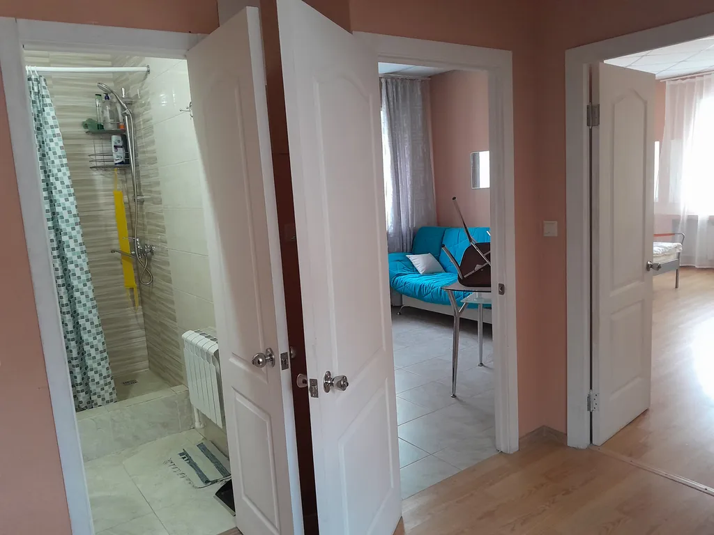 Апартаменты типа евродвушки у сафу+ набережная через дорогу