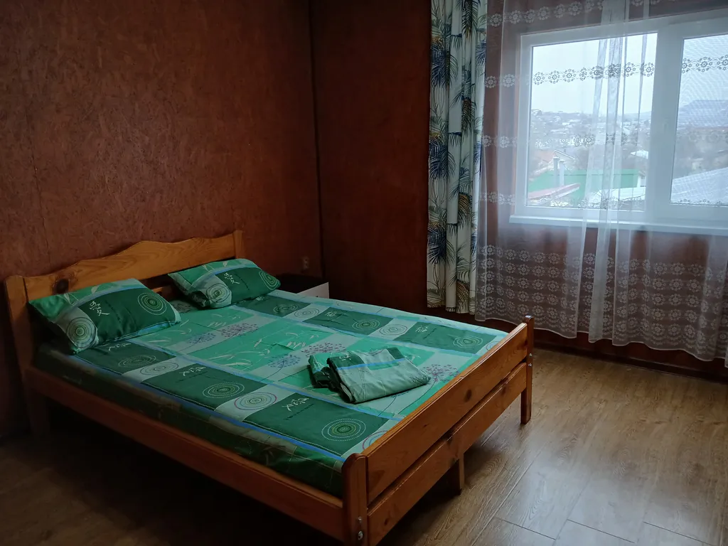 Дом с отдельной территорией