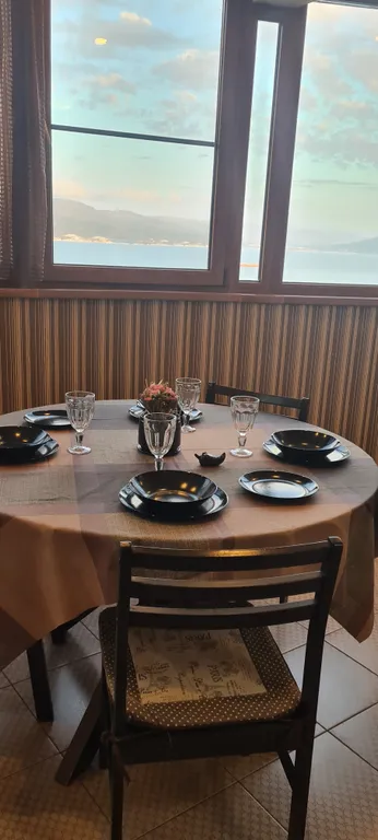 Уютная квартира с видом на море