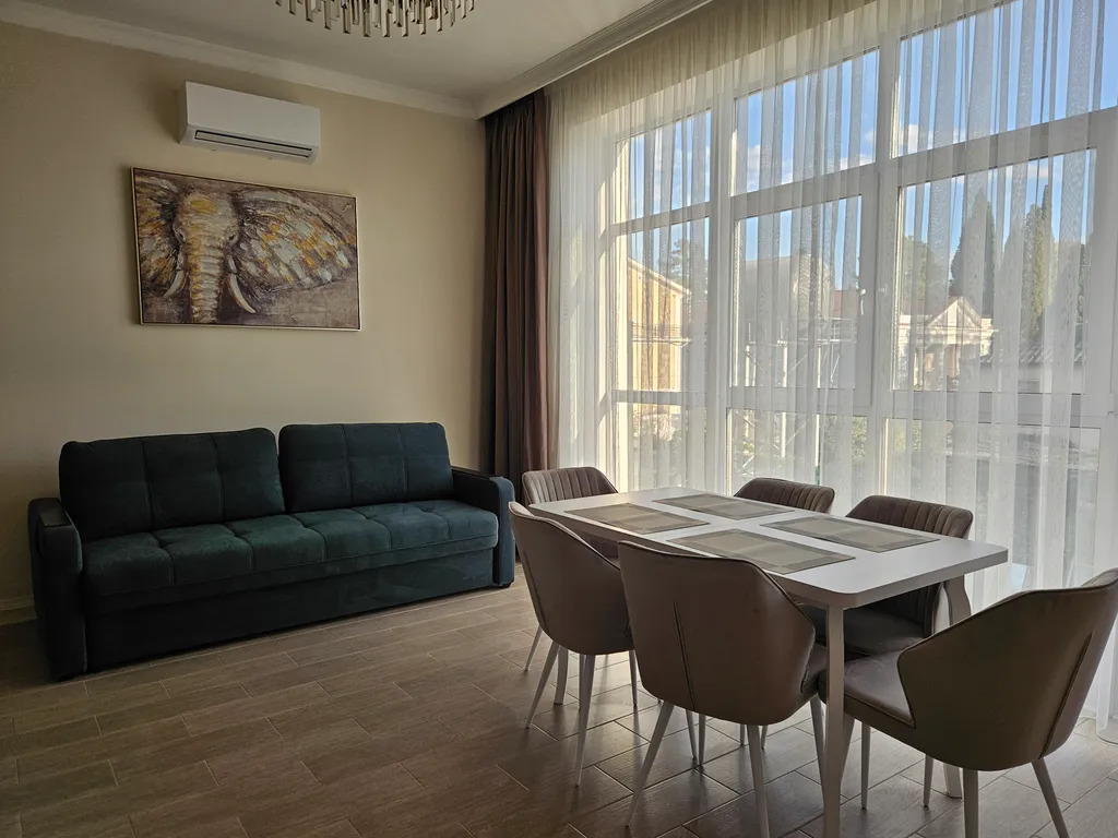 Апартаменты в  отеле Атлас