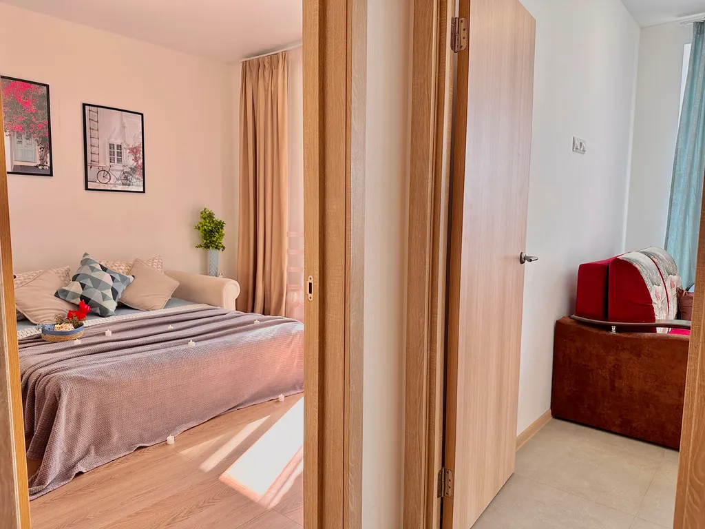 Просторная 1-комнатная квартира для 4 человек рядом с метро Аннино.