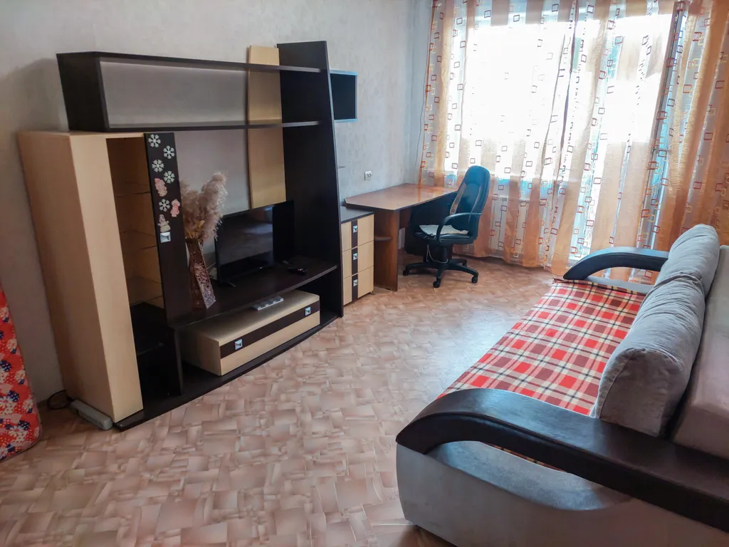 Однокомнатная квартира в спальном районе — аренда посуточно в Южно-Сахалинск