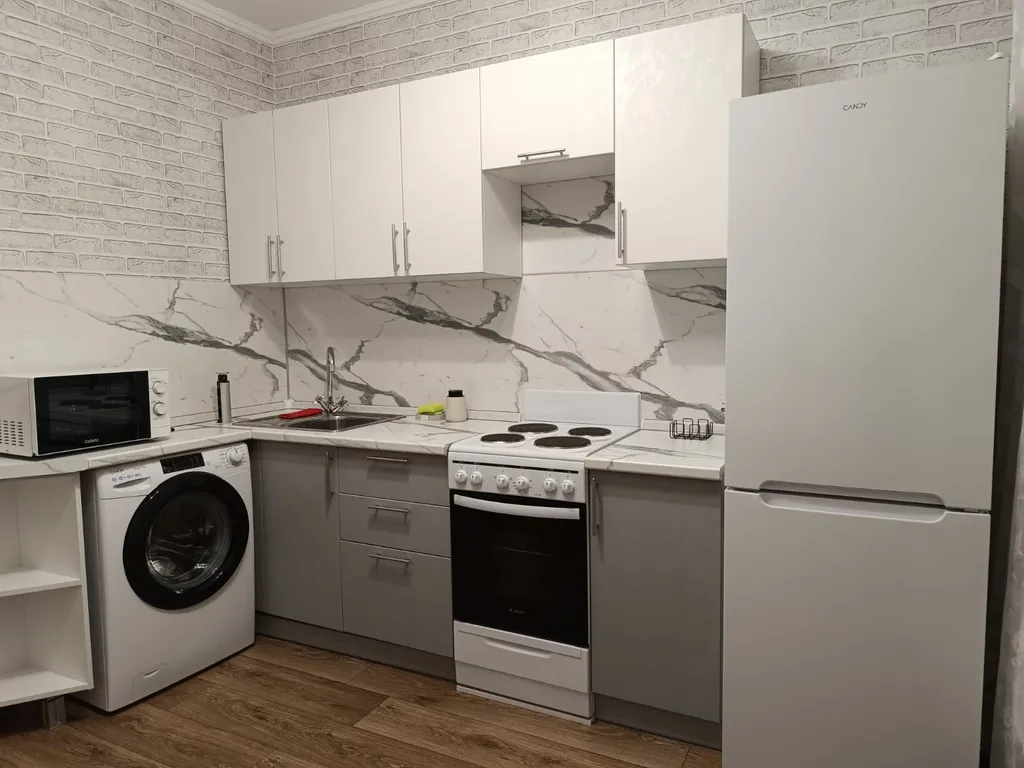 Квартира Двухкомнатная квартира на Молокова — Красноярск