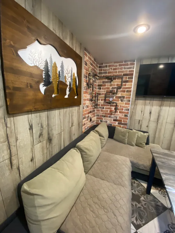 Коттедж Коттедж с новым ремонтом, с танцполом, караоке, баней и чаном — Ермолино