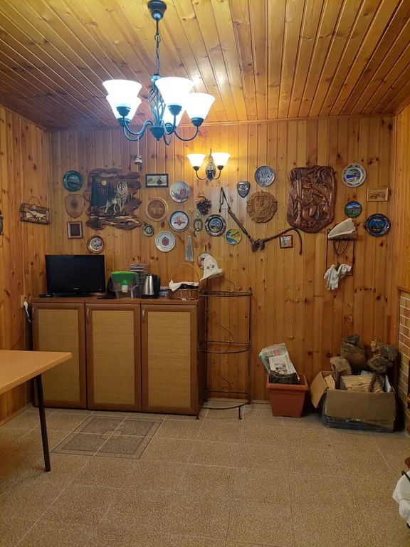 Дом на 10 человек.