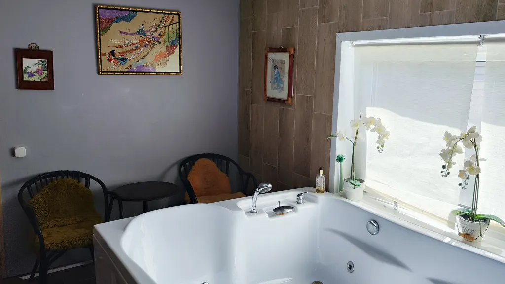 Усадьба с русской баней, джакузи для большой компании