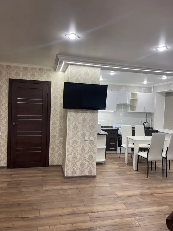 Трехкомнатная новая квартира