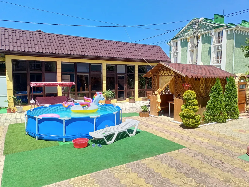 Коттедж Таунхаус возле моря — аренда посуточно в Витязево